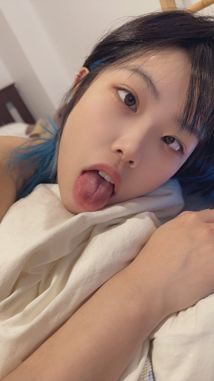 苏联十月革命欧美态度,メイリン モデルコレクション メ,观看免费无删减完整版
